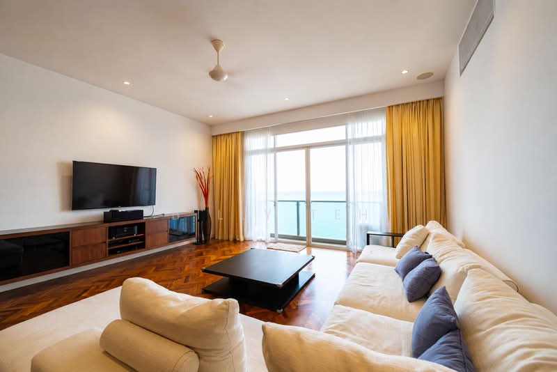 Kondominium untuk Dijual di Quayside Seafront Resort Condominiums - Billy Teh - Living Room - PropertyGuru.com.my
