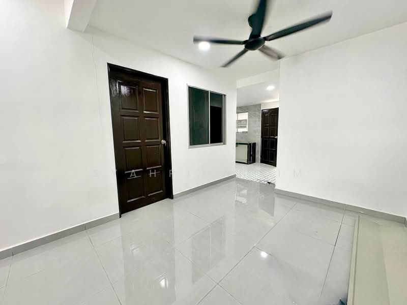 1-storey Terraced House for Sale in Taman Rambai Indah (Jenjarom) - Syahrim Naim - Interior - PropertyGuru.com.my