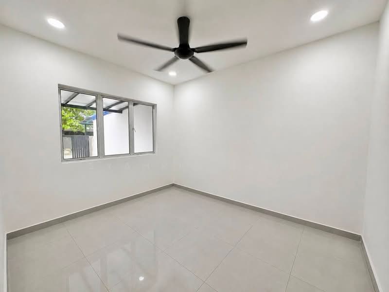 1-storey Terraced House for Sale in Taman Rambai Indah (Jenjarom) - Syahrim Naim - Interior - PropertyGuru.com.my