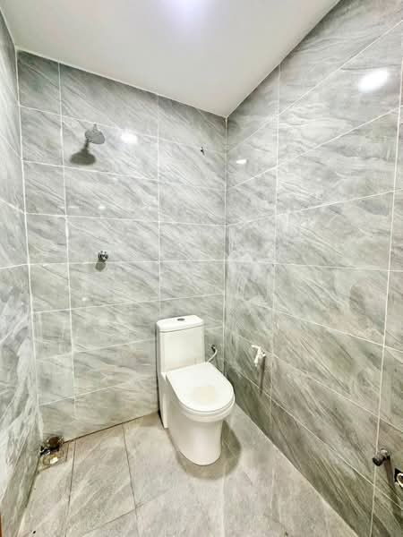 1-storey Terraced House for Sale in Taman Rambai Indah (Jenjarom) - Syahrim Naim - Bathroom - PropertyGuru.com.my