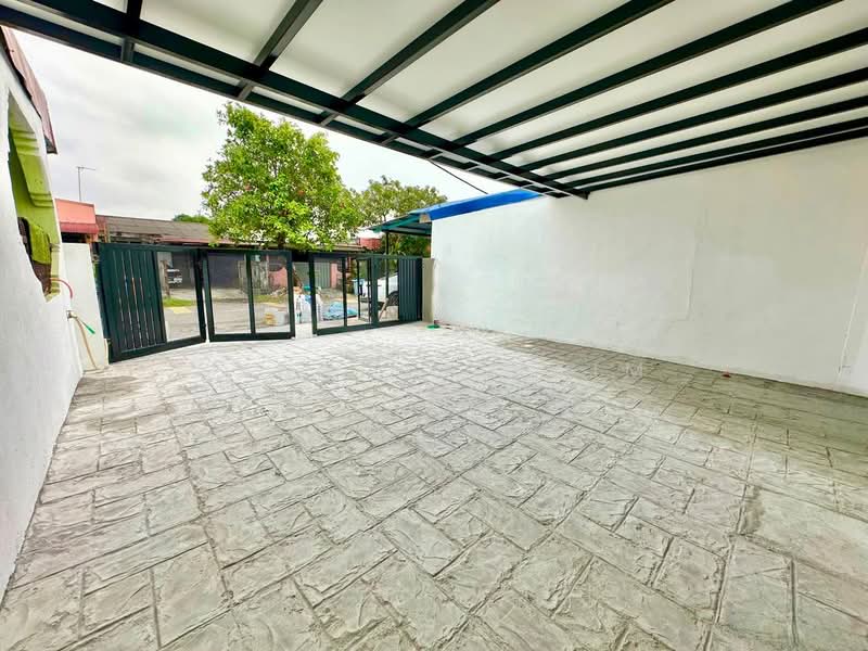 1-storey Terraced House for Sale in Taman Rambai Indah (Jenjarom) - Syahrim Naim - Exterior - PropertyGuru.com.my
