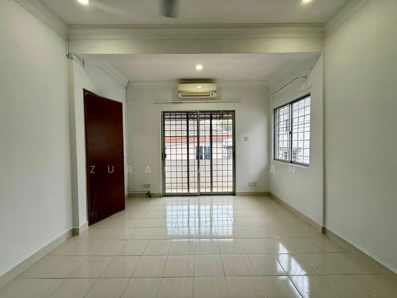 Rumah Teres 2-Tingkat untuk Dijual di Saujana Impian (Kajang) - Zuraidah Dan - Bedroom - PropertyGuru.com.my
