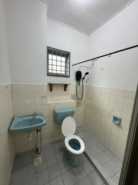 Rumah Teres 2-Tingkat untuk Dijual di Bukit Wangsamas (Setiawangsa) - Welson Moo - Bathroom - PropertyGuru.com.my