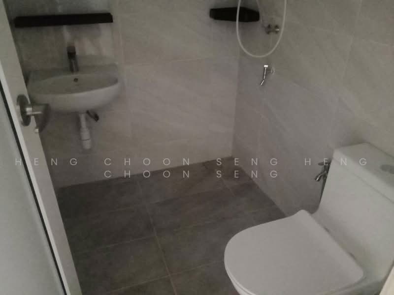 Rumah Teres 1-Tingkat untuk Dijual di Taman Greenwood (Batu Caves) - heng choon seng heng choon seng - Bathroom - PropertyGuru.com.my