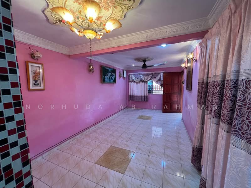 1-storey Terraced House for Sale in Seri Kembangan (Selangor) - Norhuda Ab Rahman - Interior - PropertyGuru.com.my