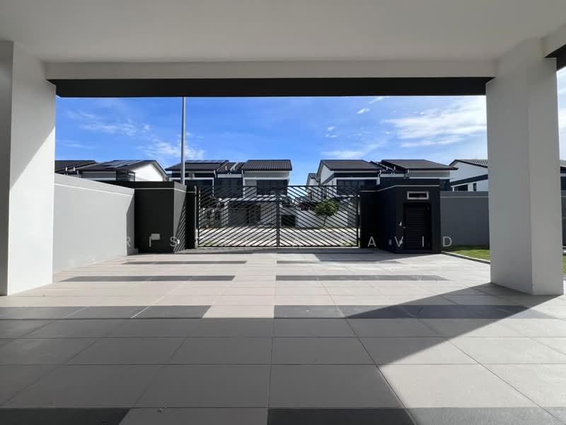 Cluster House for Sale in Alam Impian (Shah Alam) - Priscilla David - Exterior - PropertyGuru.com.my