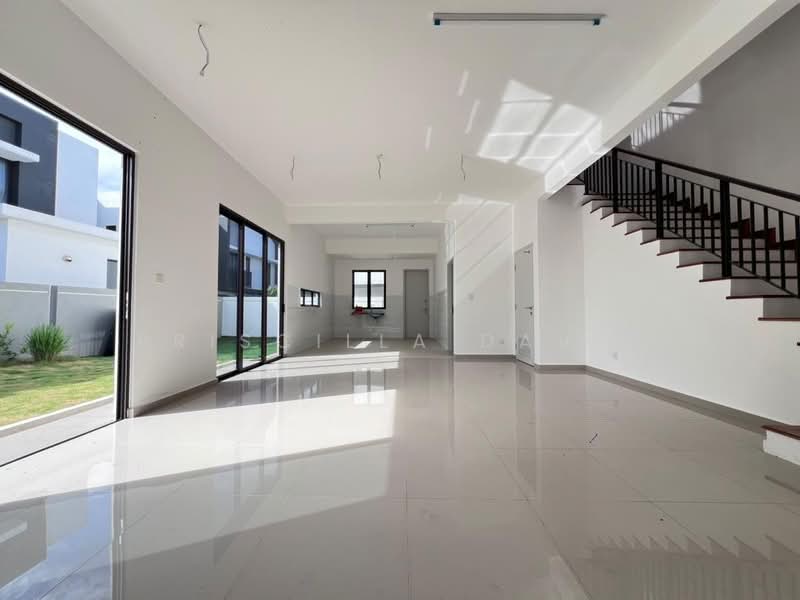 Cluster House for Sale in Alam Impian (Shah Alam) - Priscilla David - Living Room - PropertyGuru.com.my