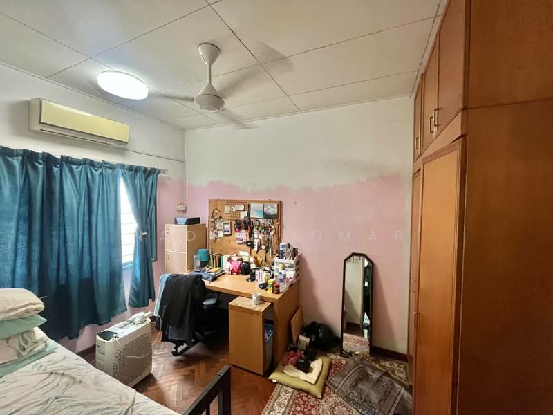 2-storey Terraced House for Sale in Bandar Sri Damansara (Selangor) - Nadrah Omar - Bedroom - PropertyGuru.com.my