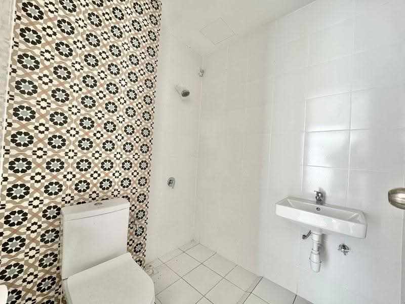 Rumah Berkembar untuk Dijual di Kuala Selangor (Selangor) - Alif Saad - PropertyGuru.com.my