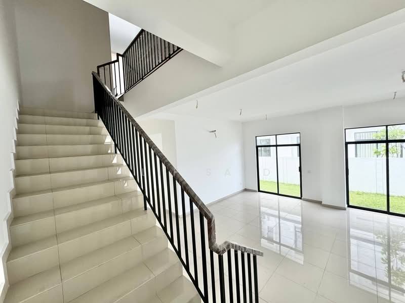 Rumah Berkembar untuk Dijual di Kuala Selangor (Selangor) - Alif Saad - PropertyGuru.com.my