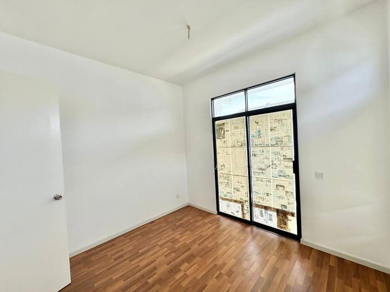 Rumah Berkembar untuk Dijual di Kuala Selangor (Selangor) - Alif Saad - PropertyGuru.com.my