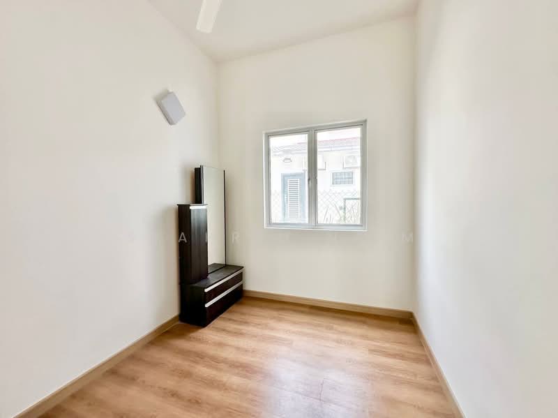Terraced House for Sale in Gombak (Selangor) - Syahrim Naim - Bedroom - PropertyGuru.com.my