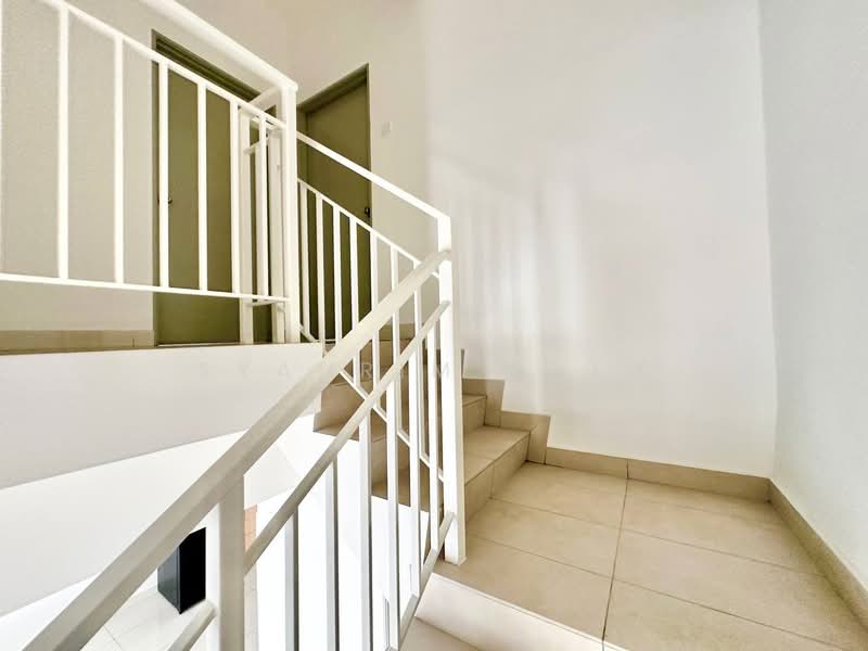 Terraced House for Sale in Gombak (Selangor) - Syahrim Naim - Corridor - PropertyGuru.com.my