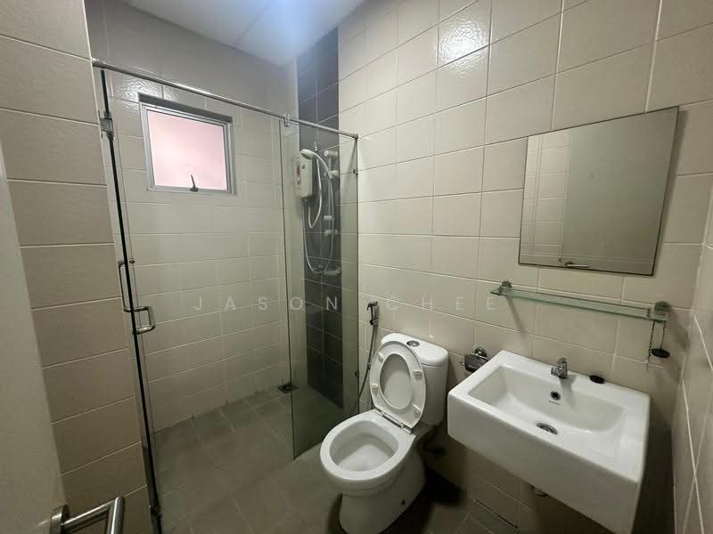 Kediaman Servis untuk Disewa di I Residence - Jason Chee - Bathroom - PropertyGuru.com.my