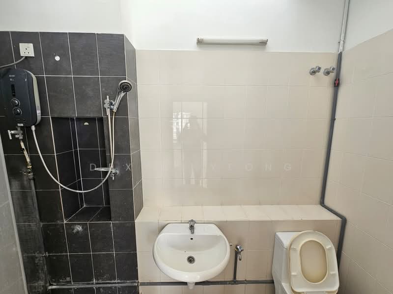 Rumah Teres 2-Tingkat untuk Dijual di Setia Ecohill (Semenyih) - Dexter Yeong - Bathroom - PropertyGuru.com.my