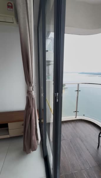 Condominium for Rent at Bay Laurel @ Country Garden Danga Bay - Jack Ting - Balcony - PropertyGuru.com.my