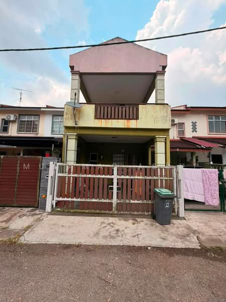 2-storey Terraced House for Sale in Taman Puteri Wangsa (Ulu Tiram) - Muhamad Asrul - PropertyGuru.com.my