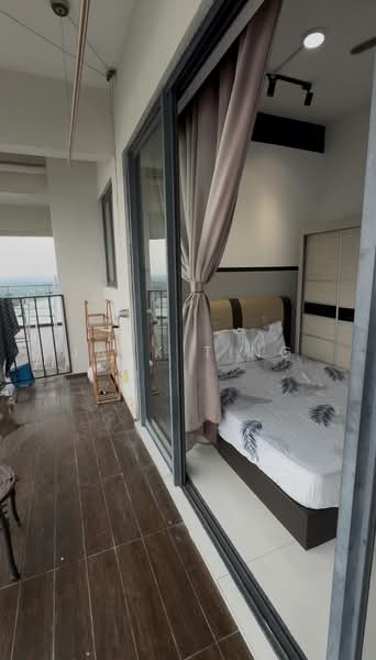 Condominium for Rent at Royal Strand @ Country Garden Danga Bay - Jack Ting - Bedroom - PropertyGuru.com.my
