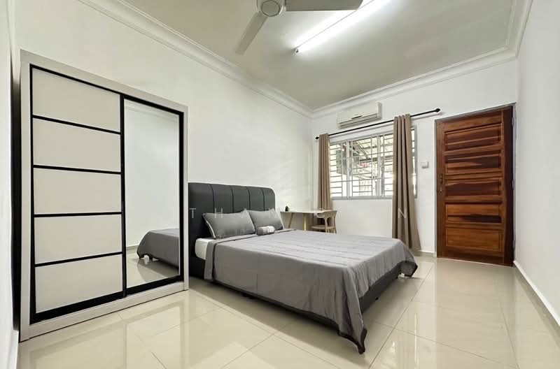 Rumah Teres 2-Tingkat untuk Dijual di Taman Abad (Johor Bahru) - Nathan Chan - PropertyGuru.com.my