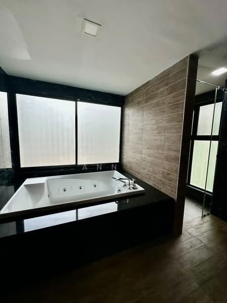 Bungalow House for Rent in East Ledang (Iskandar Puteri (Nusajaya)) - Ann . - Bathroom - PropertyGuru.com.my