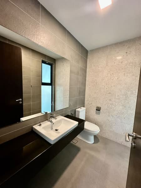 Bungalow House for Rent in East Ledang (Iskandar Puteri (Nusajaya)) - Ann . - Bathroom - PropertyGuru.com.my