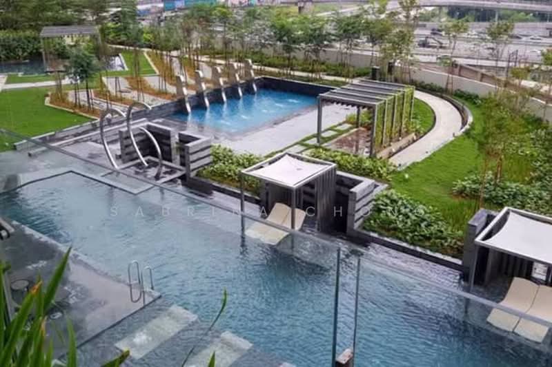 Residential Land for Sale in KL Eco City (Kuala Lumpur) - Sabrina Chong - Pool - PropertyGuru.com.my