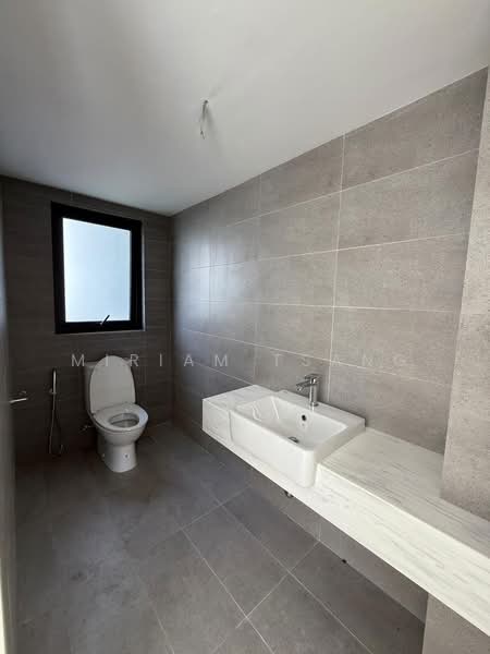 Rumah Berkembar untuk Dijual di Telok Panglima Garang (Selangor) - Miriam Tsang - Bathroom - PropertyGuru.com.my
