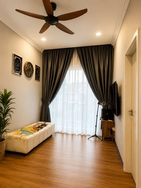 2-storey Terraced House for Sale in Rawang (Selangor) - Ken Chong - Living Room - PropertyGuru.com.my