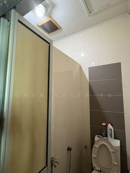 Rumah Teres 1-Tingkat untuk Dijual di Taman Ungku Tun Aminah (Skudai) - Chen Shieh Yu - Bathroom - PropertyGuru.com.my