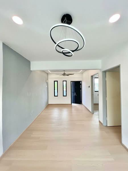Rumah Flat untuk Dijual di Flat Taman Ungku Tun Aminah - Melinda Ee - Living Room - PropertyGuru.com.my