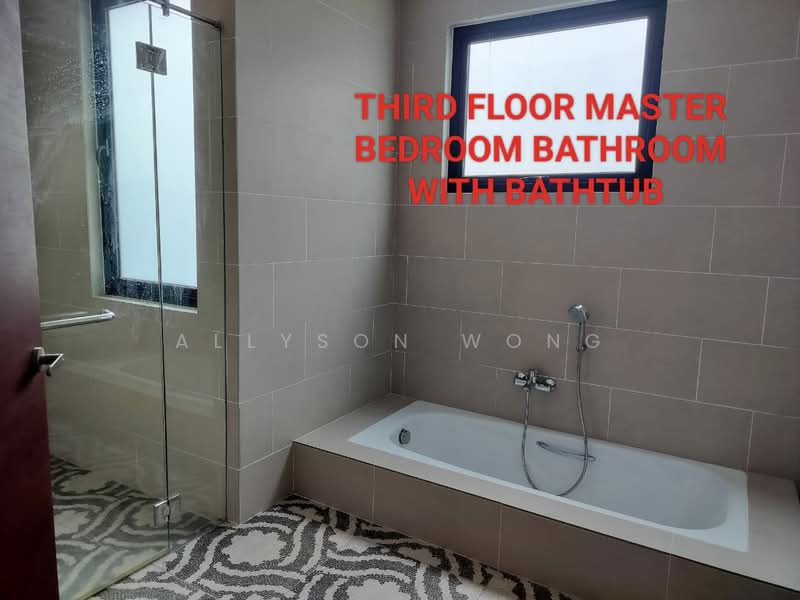 3-storey Terraced House for Rent in Puchong (Selangor) - Allyson Wong - Bathroom - PropertyGuru.com.my