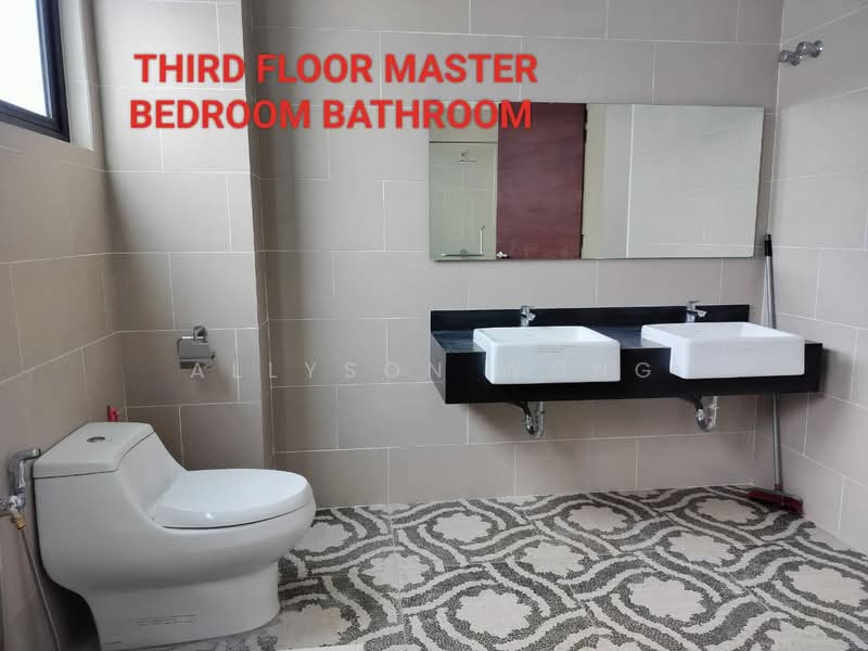 3-storey Terraced House for Rent in Puchong (Selangor) - Allyson Wong - Bathroom - PropertyGuru.com.my