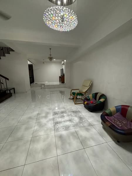 2-storey Terraced House for Rent in Taman Pelangi (Johor Bahru) - YC Fung - Living Room - PropertyGuru.com.my