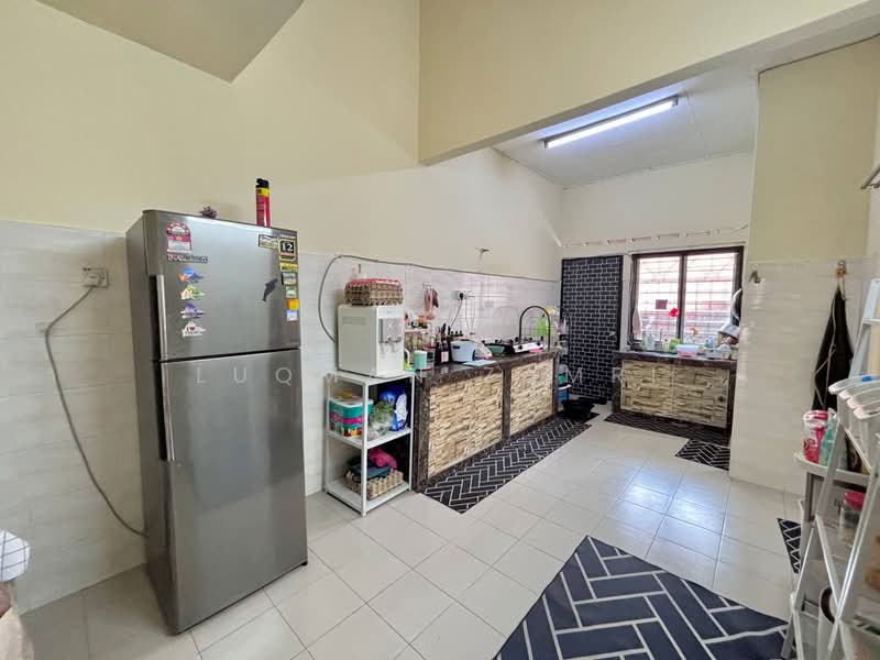 Rumah Teres 1-Tingkat untuk Dijual di Banting (Selangor) - Luqman Zamri - Kitchen - PropertyGuru.com.my