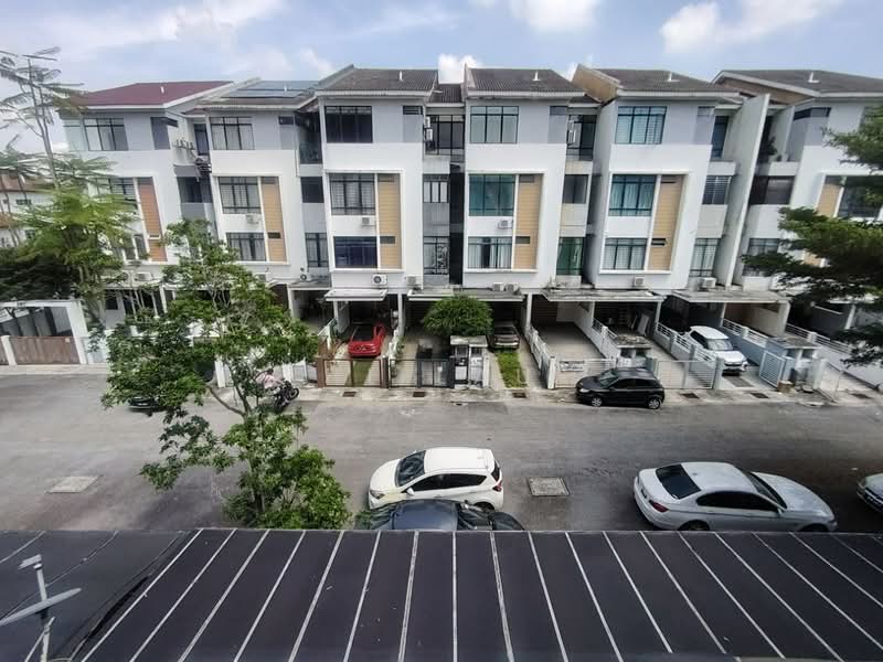 2.5-storey Terraced House for Rent in Taman Tasik Prima (Puchong) - HL Lau - Exterior - PropertyGuru.com.my