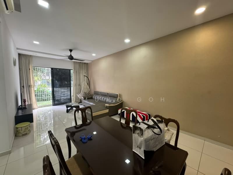 Kediaman Servis untuk Dijual di Zeva @ Equine South - Edmund Goh - Living Room - PropertyGuru.com.my