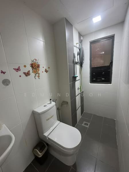 Kediaman Servis untuk Dijual di Zeva @ Equine South - Edmund Goh - Bathroom - PropertyGuru.com.my