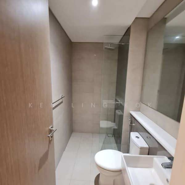 Service Residence for Sale at Cantara Residences - Ken Ling Kok - Bathroom - PropertyGuru.com.my