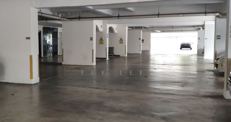 Pangsapuri untuk Dijual di Anjung Hijau (Greenfields) - Fey Lee - Car Park - PropertyGuru.com.my