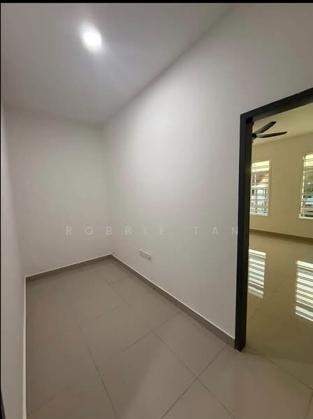 Rumah Teres 2-Tingkat untuk Disewa di Bandar Dato Onn (Tebrau) - Robbie Tan - Interior - PropertyGuru.com.my