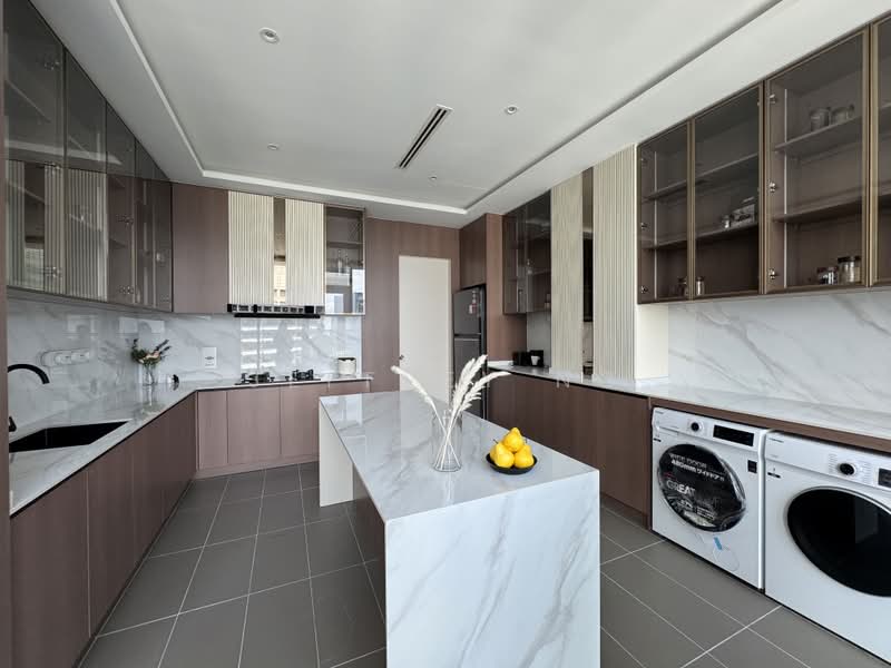 Service Residence for Sale at K Residence @ KLCC - Jeffrey Ng - Kitchen - PropertyGuru.com.my
