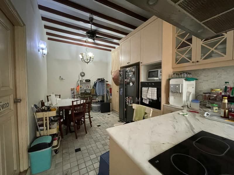 2.5-storey Terraced House for Sale in Desa Andaman (Setapak) - Fatin Ismail - Kitchen - PropertyGuru.com.my