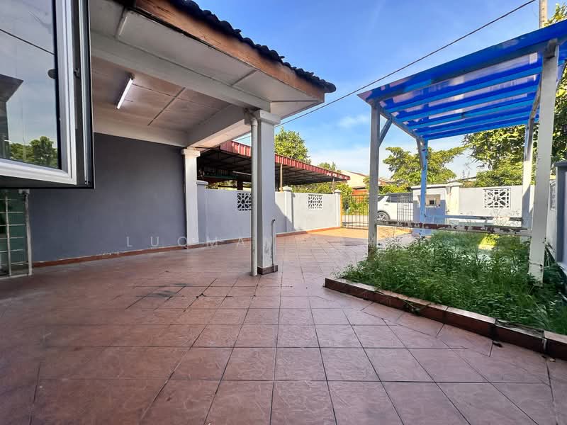 2-storey Terraced House for Sale in Saujana Utama (Puncak Alam) - Luqman Zamri - Exterior - PropertyGuru.com.my