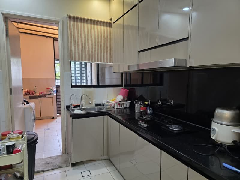 Rumah Berkembar untuk Dijual di Cahaya Spk (Shah Alam) - Joseph Chan - Kitchen - PropertyGuru.com.my