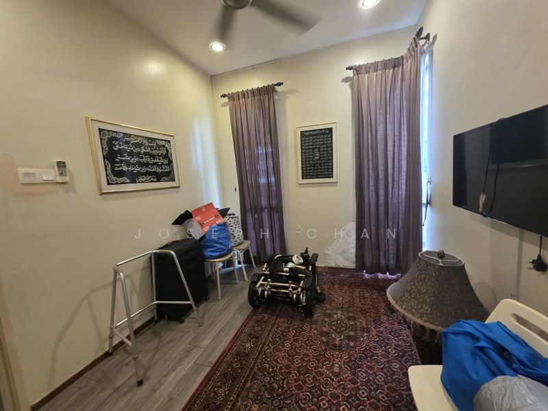 Rumah Berkembar untuk Dijual di Cahaya Spk (Shah Alam) - Joseph Chan - Living Room - PropertyGuru.com.my