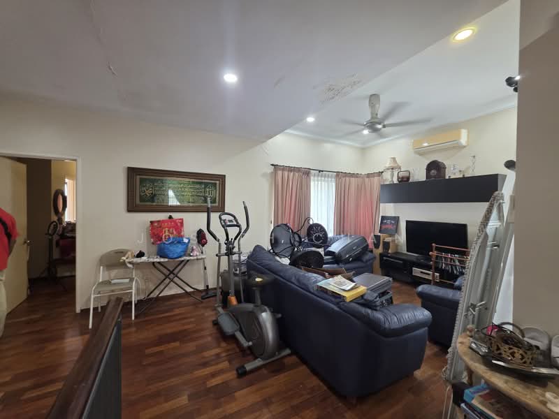 Rumah Berkembar untuk Dijual di Cahaya Spk (Shah Alam) - Joseph Chan - Living Room - PropertyGuru.com.my