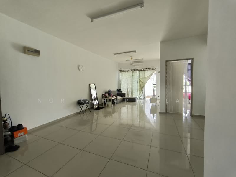 Condominium for Sale at 1120 Park Avenue - Nor Azhar Azlan - Living Room - PropertyGuru.com.my