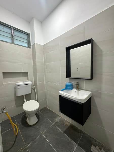 Rumah Teres 2-Tingkat untuk Dijual di Taman Perling (Perling) - SY Ngo - Bathroom - PropertyGuru.com.my