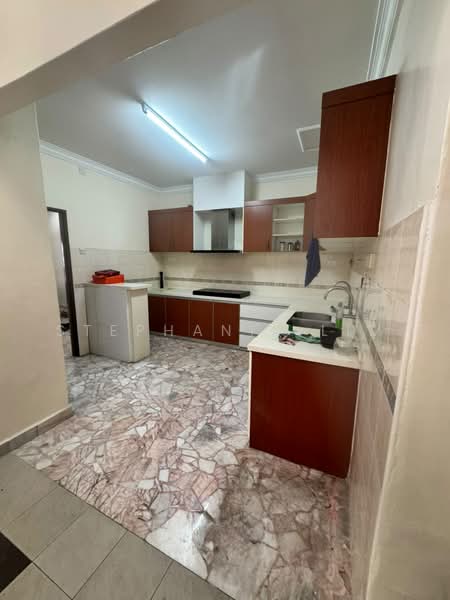 1-storey Terraced House for Sale in Bayan Baru (Penang) - Stephanie Lim - Kitchen - PropertyGuru.com.my