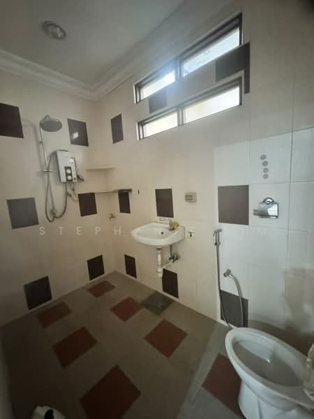1-storey Terraced House for Sale in Bayan Baru (Penang) - Stephanie Lim - Bathroom - PropertyGuru.com.my